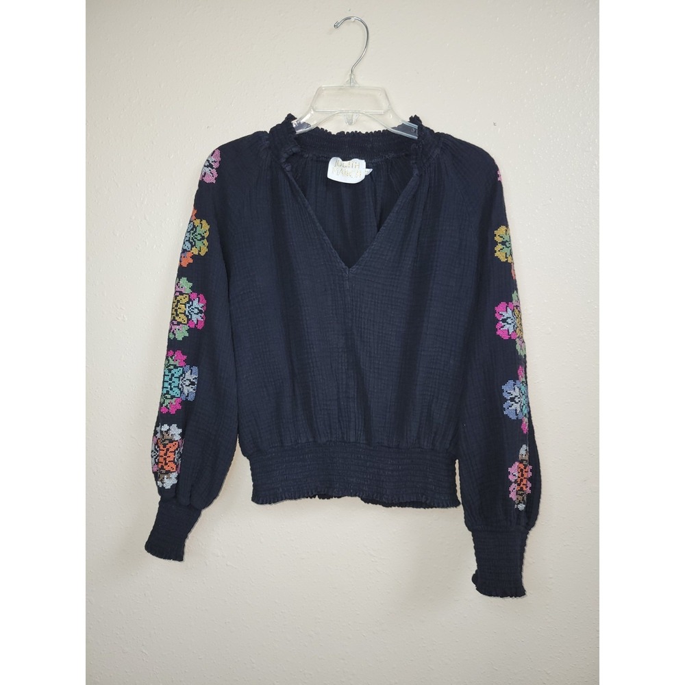 Judith March Women's Top Embroidered Long Sleeves V-Neck Textured Black Sz M